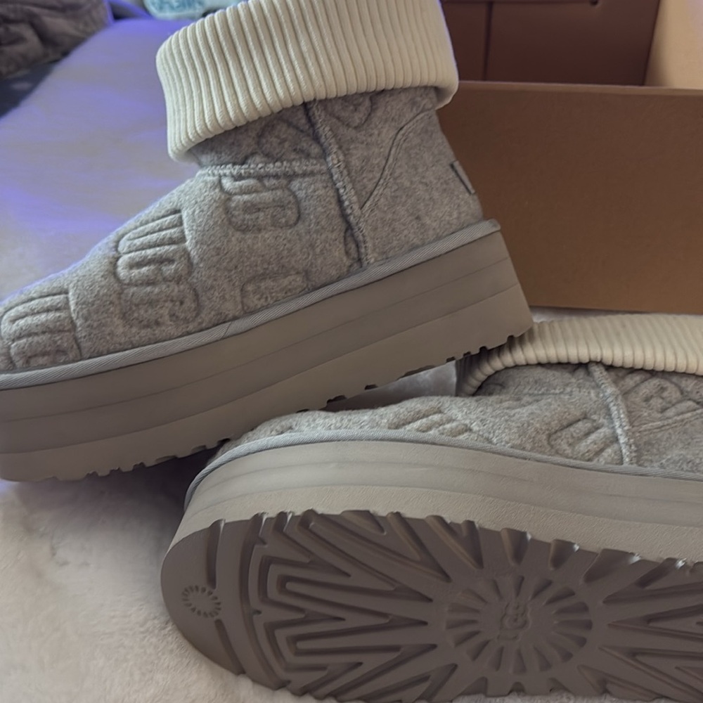 UGG Classic Mini Platform Felted Boot
